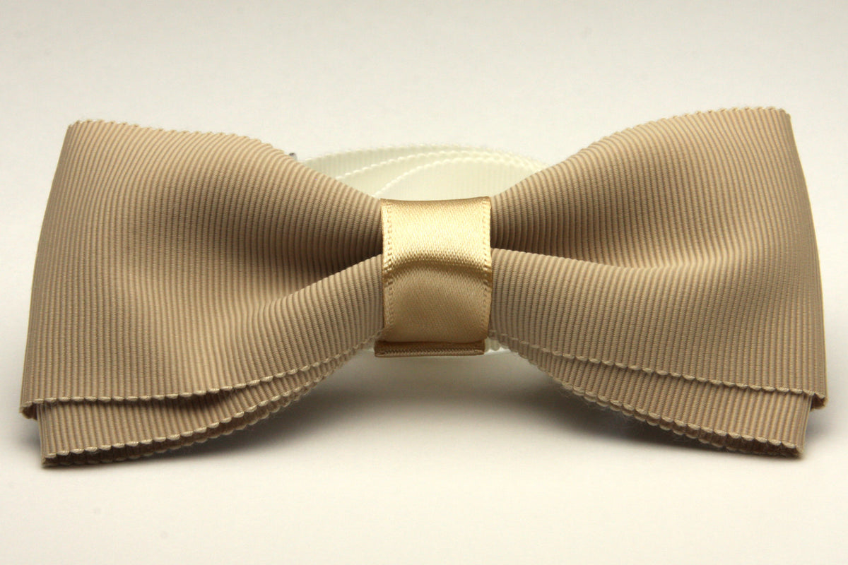 FUJIYAMA RIBBON Grosgrain Bow Tie 12x6cm (4-3/4&quot;x2-3/8&quot;) Beige
