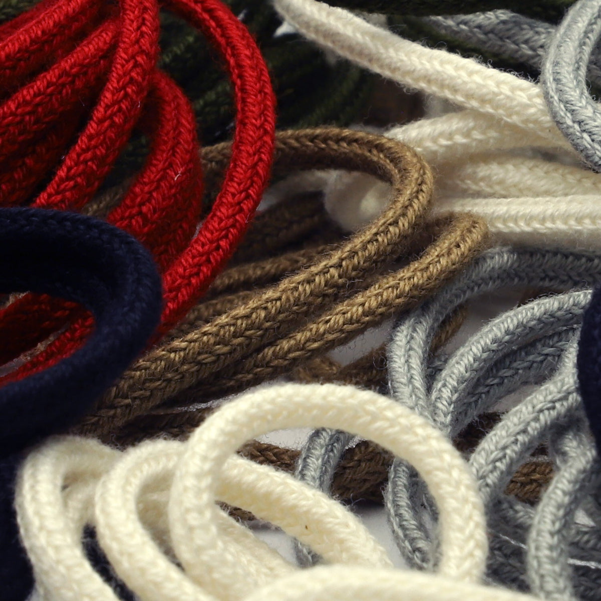 FUJIYAMA RIBBON [Sample] Cotton Spindle Cord approx.2mm (5/64&quot;) 2.5 Meters Cut