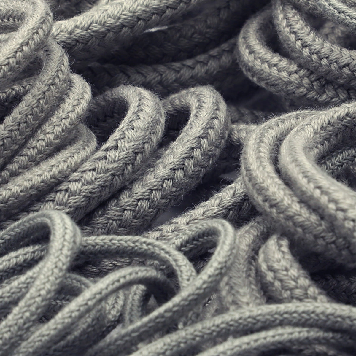 FUJIYAMA RIBBON [Sample] Cotton Spindle Cord approx.2mm (5/64&quot;) 2.5 Meters Cut Gray