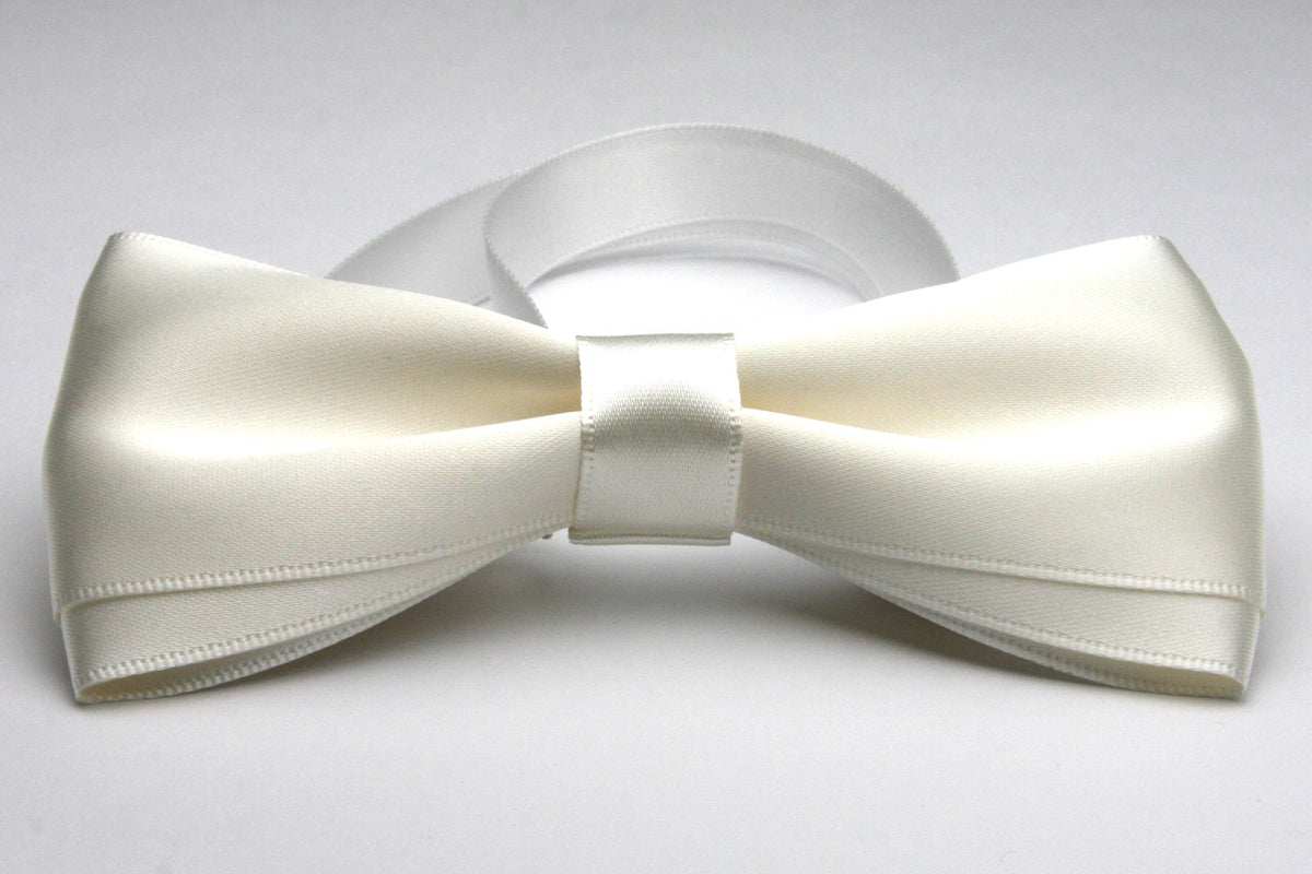 FUJIYAMA RIBBON Satin Bow Tie 12x6cm (4-3/4&quot;x2-3/8&quot;) Milky White