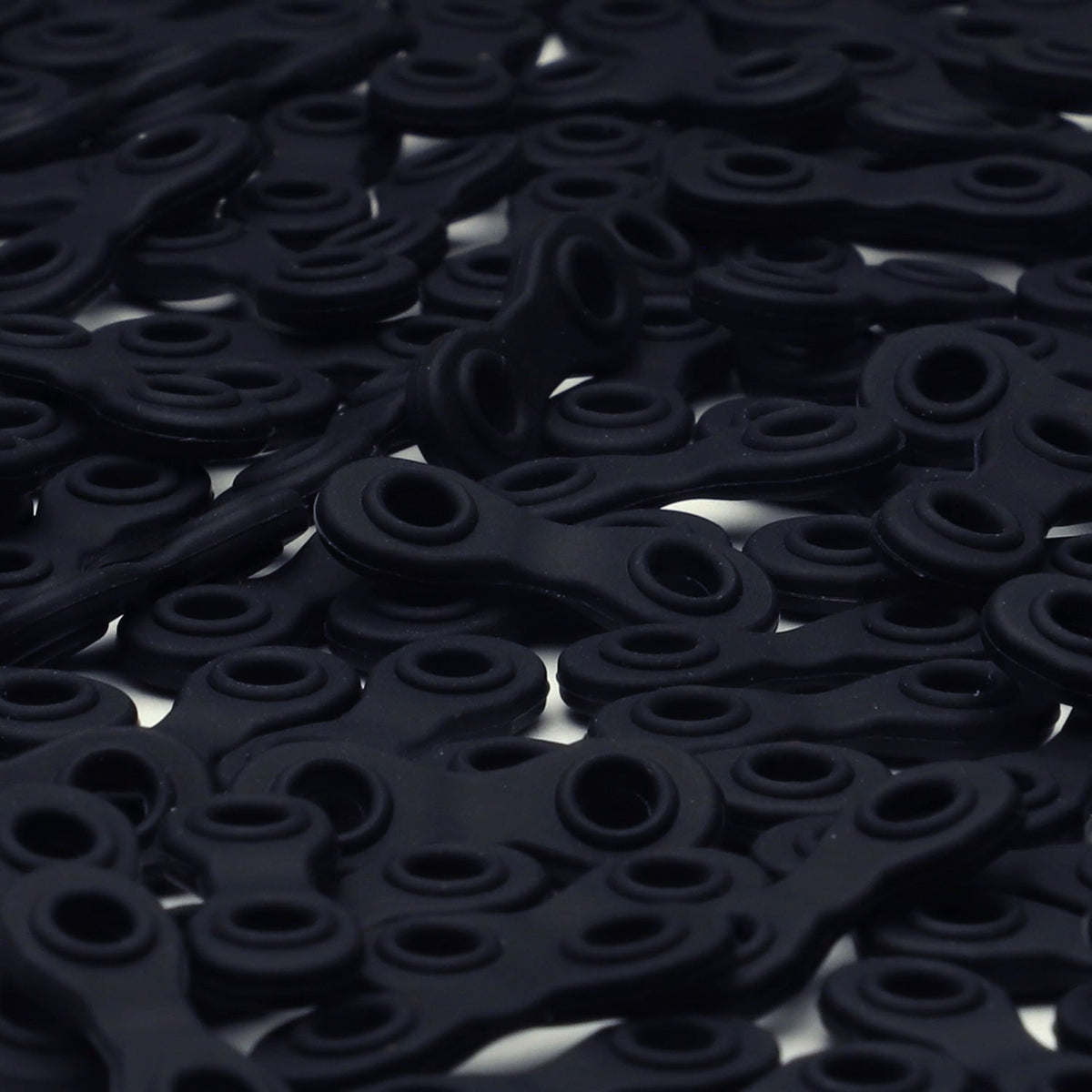 FUJIYAMA RIBBON Silicone Cord Stopper 19x7mm (3mm dia. holes) 5 Pieces Black