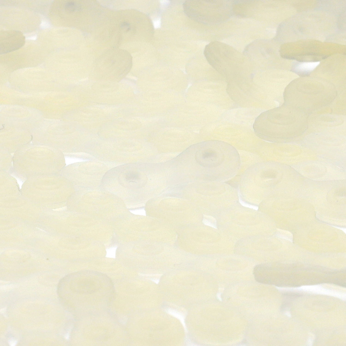 FUJIYAMA RIBBON [Wholesale] Silicone Cord Stopper 19x7mm (2mm dia. holes) 100 Pieces Clear