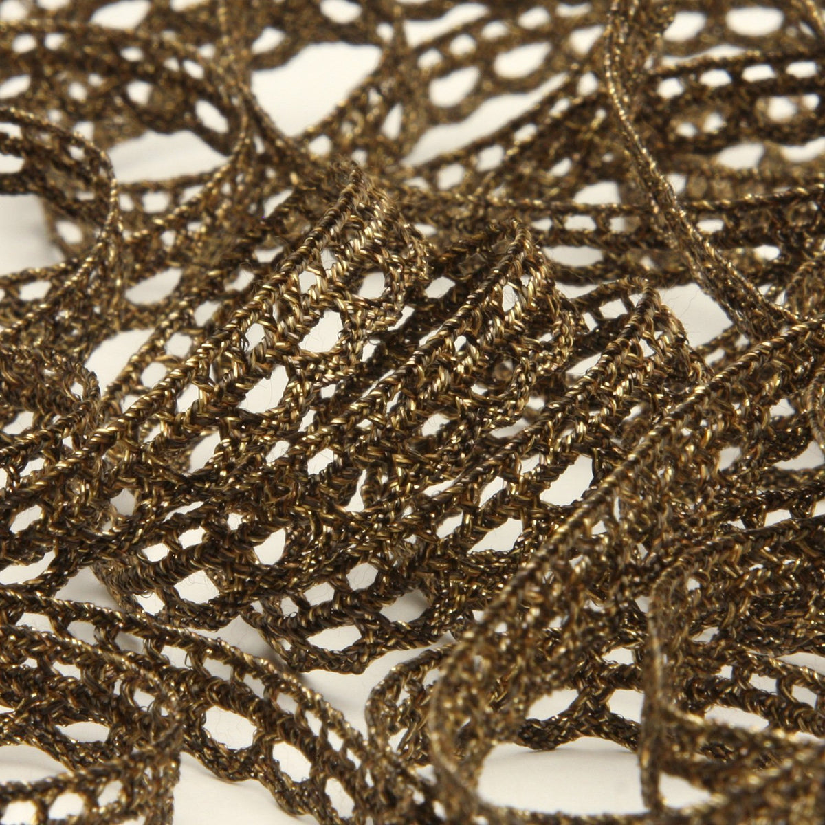 FUJIYAMA RIBBON Antique Metallic Torchon Lace approx.8mm 9.14 Meters Roll Brown / Gold