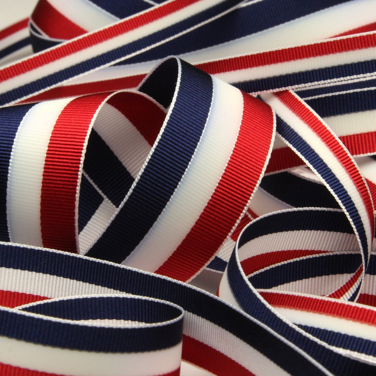 FUJIYAMA RIBBON Aurora Reflect Grosgrain Ribbon 15mm 9.14 Meters Roll Red / White / Navy Blue