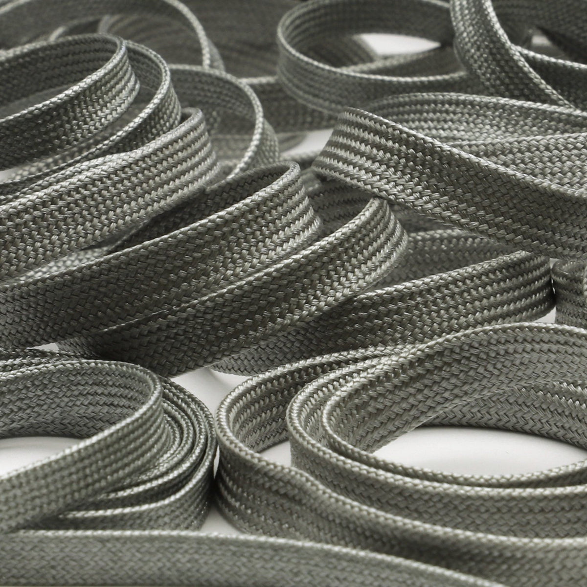 FUJIYAMA RIBBON Bright Flat Cord approx.5mm (3/16&quot;) 9.14 Meters Roll Gray