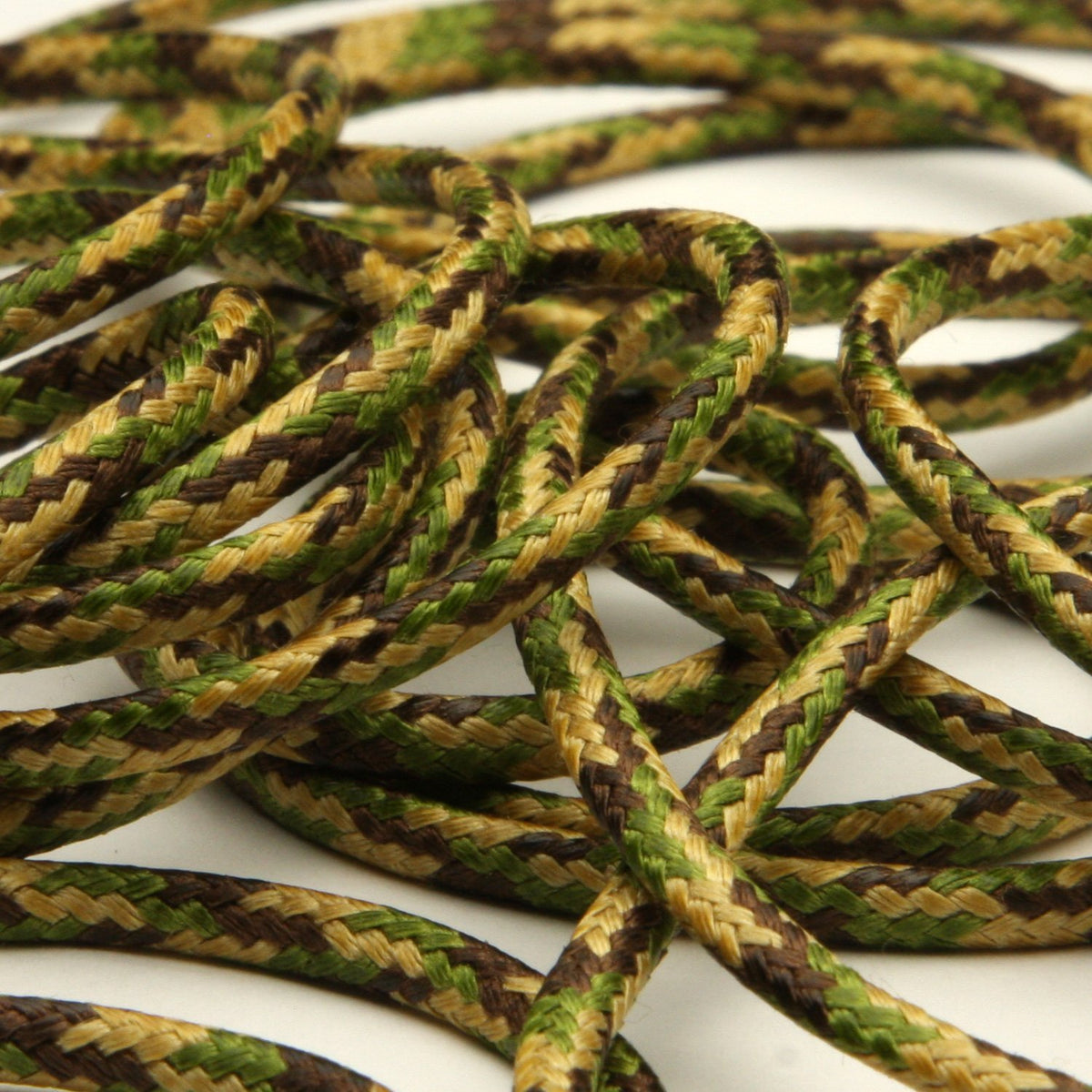 FUJIYAMA RIBBON Camouflage Spindle Cord approx.3mm 9.14 Meters Roll