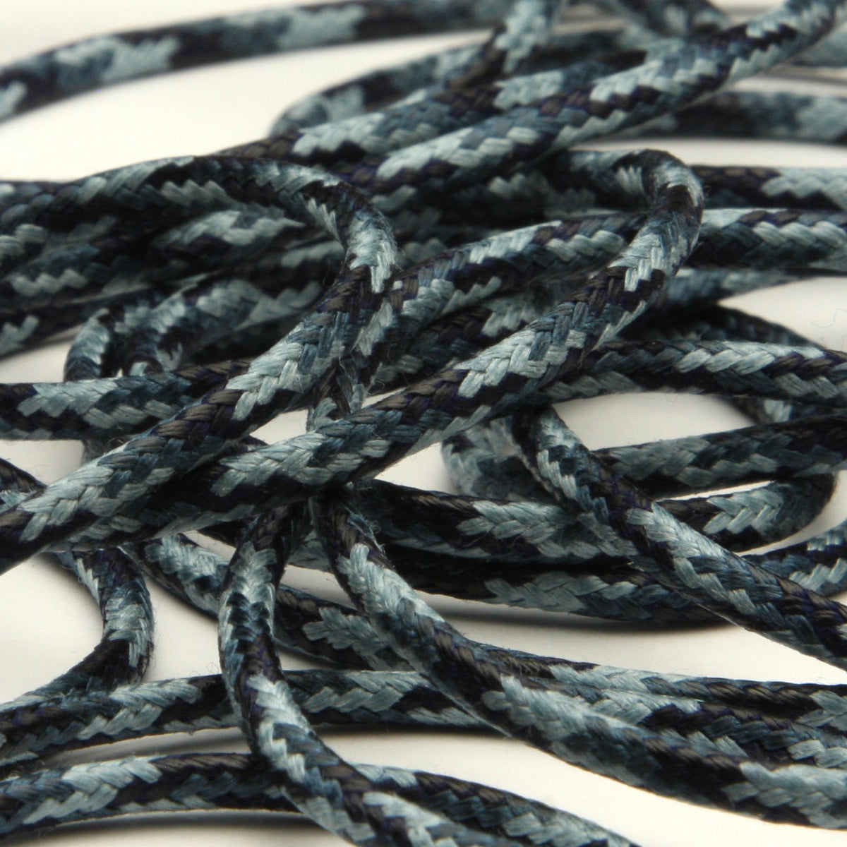 FUJIYAMA RIBBON Camouflage Spindle Cord approx.3mm 9.14 Meters Roll