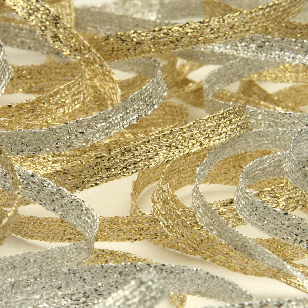 FUJIYAMA RIBBON Metallic Trimming Braid approx.4mm 9.14 Meters Roll