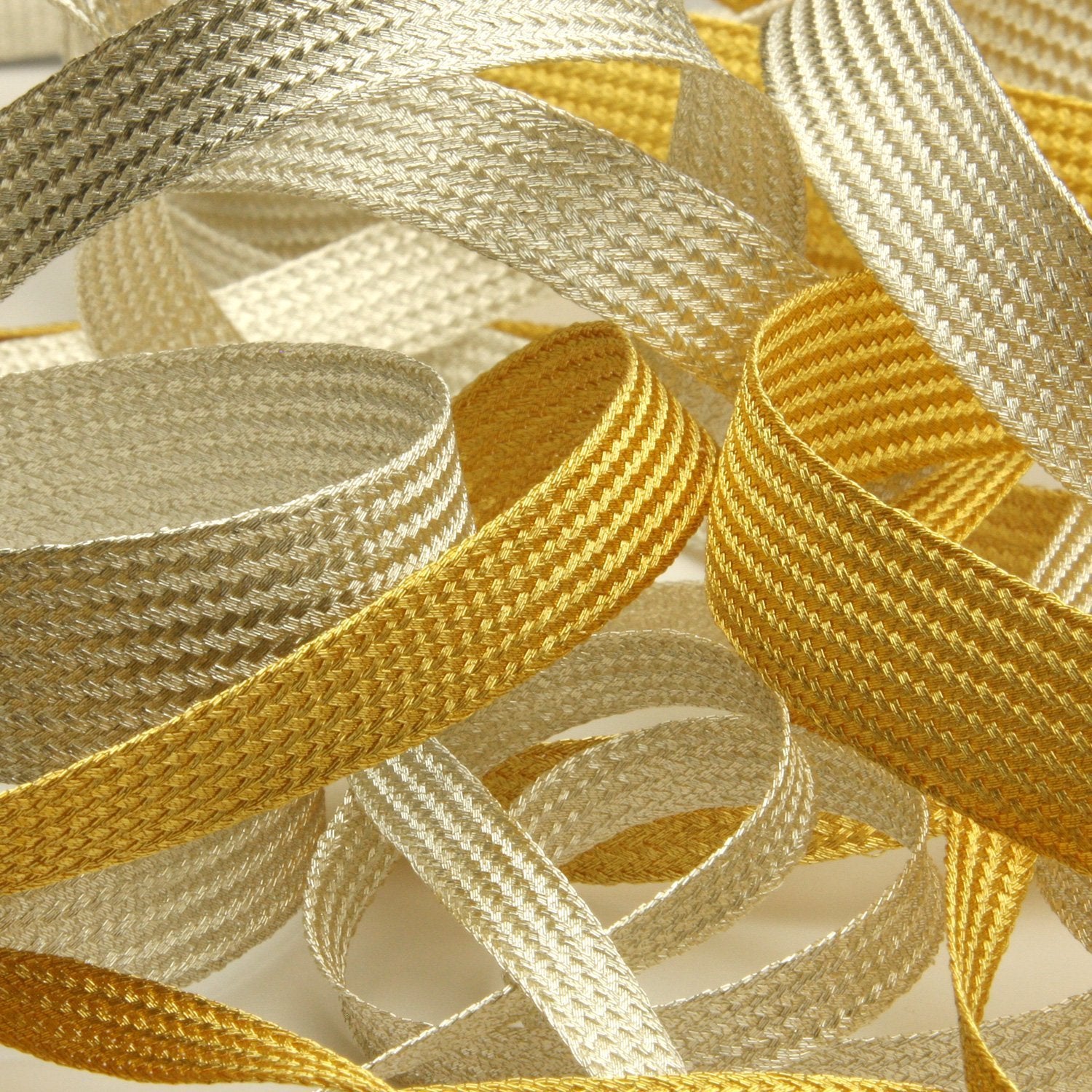 FUJIYAMA RIBBON Metallic Trimming Braid approx.6mm 9.14 Meters Roll