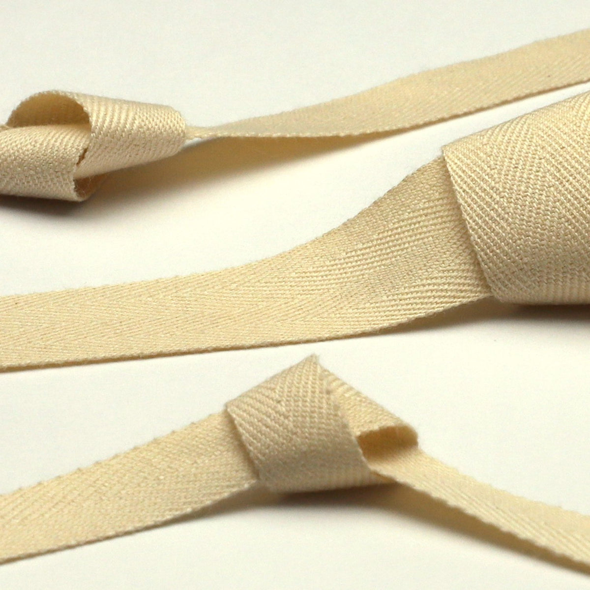 FUJIYAMA RIBBON Organic Cotton Herringbone Ribbon 12mm Ecru 9.14 Meters Roll