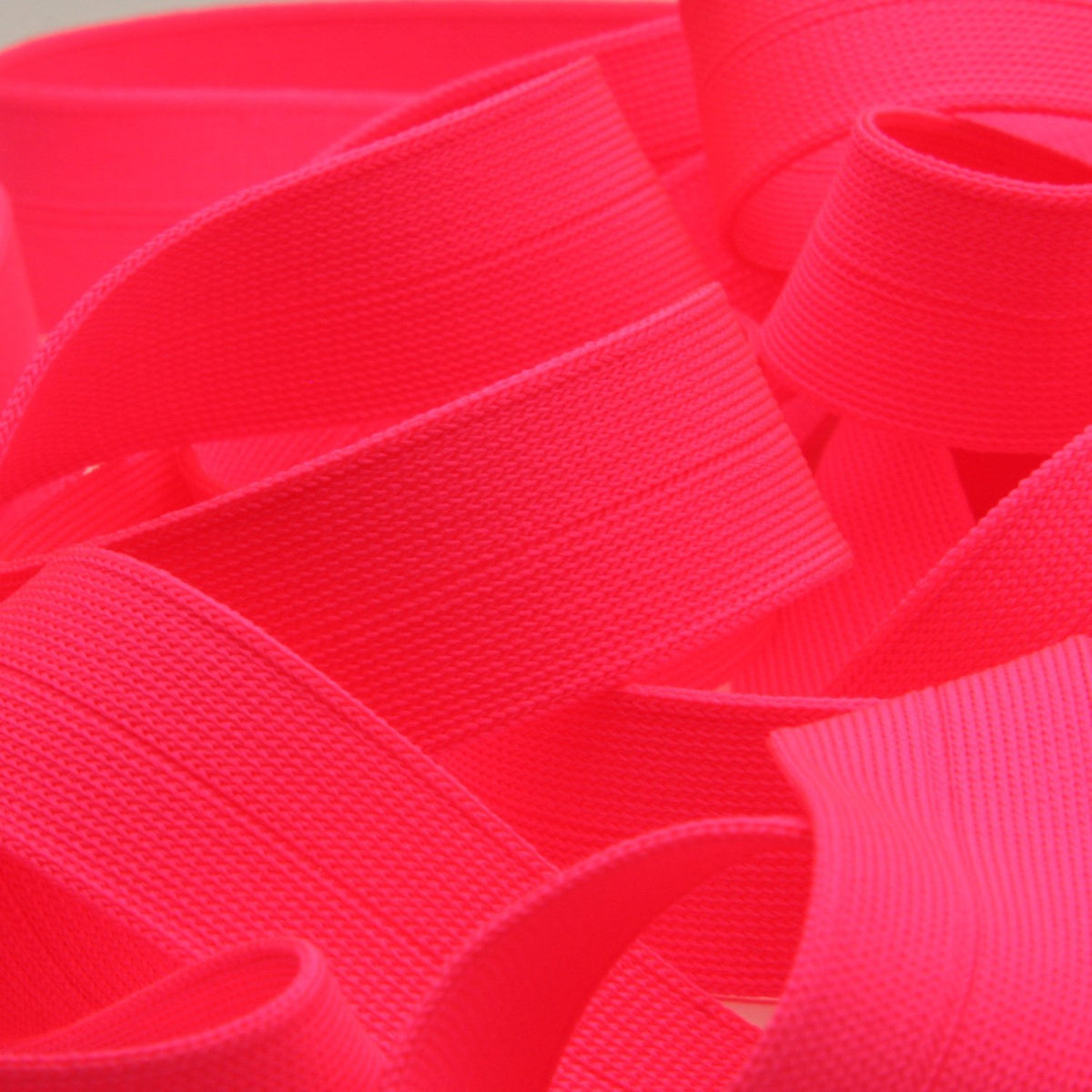 FUJIYAMA RIBBON Polyester Thin Knit Binder Tape 9x9mm 9.14 Meters Roll Fluorescence Pink