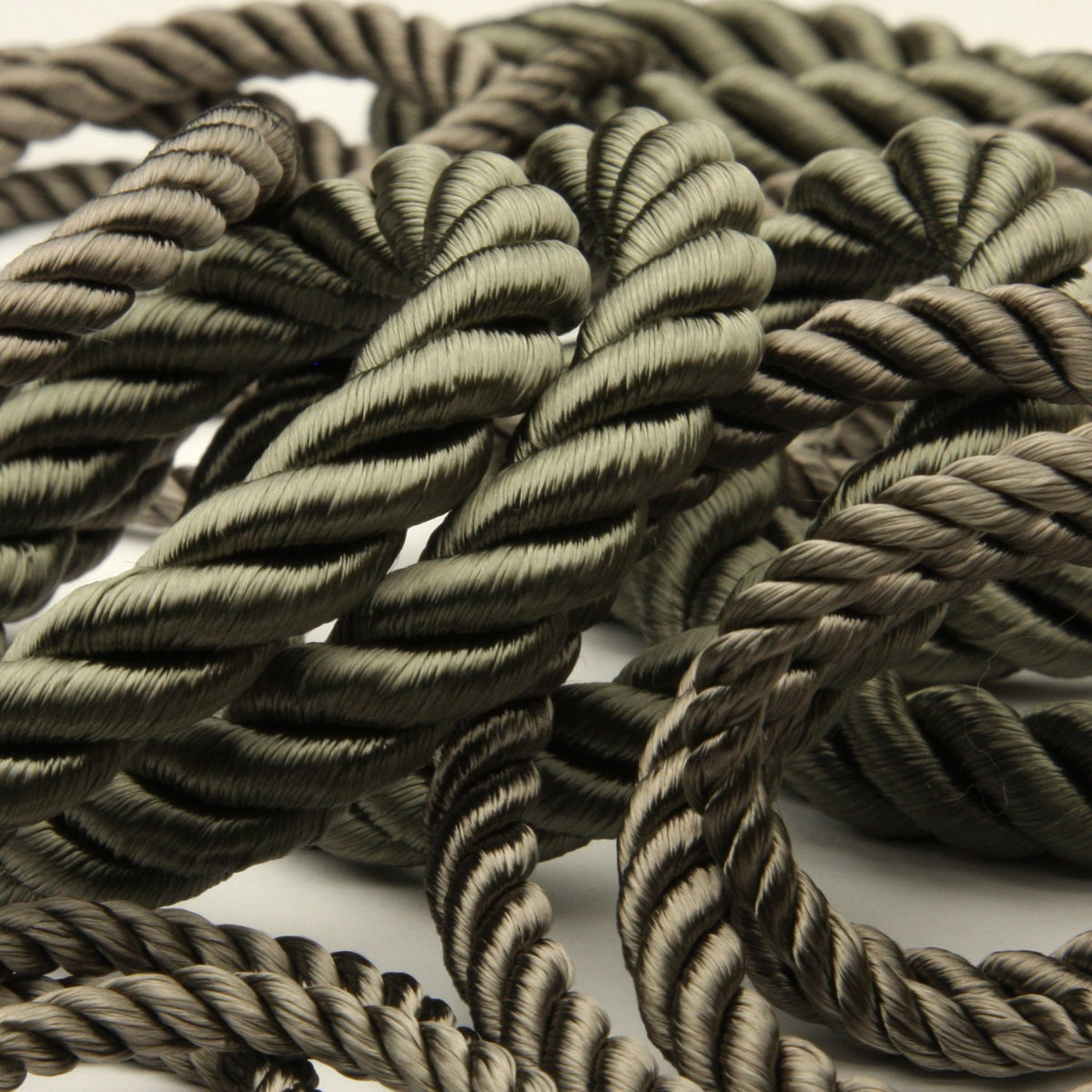 FUJIYAMA RIBBON Rayon Twist Cord approx.4mm 9.14 Meters Roll Gray