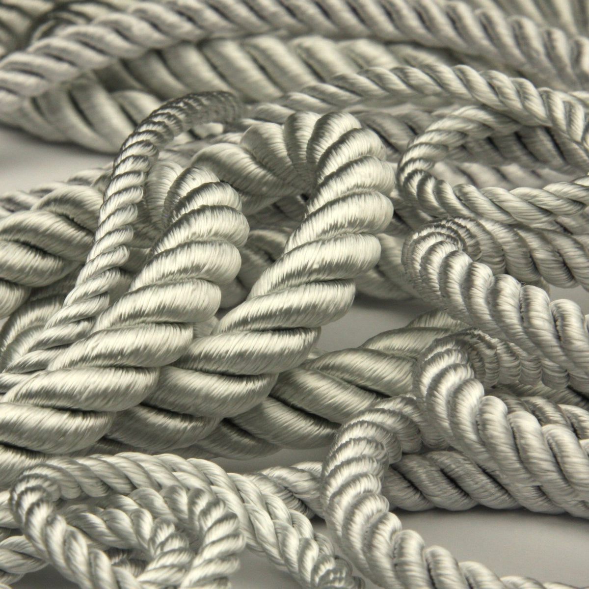 FUJIYAMA RIBBON Rayon Twist Cord approx.4mm 9.14 Meters Roll Silver