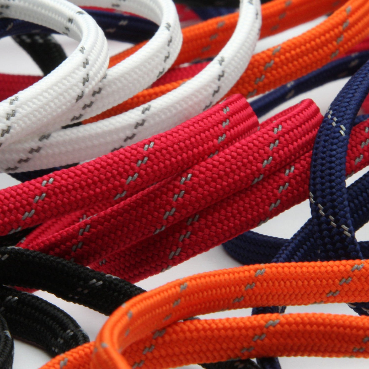 FUJIYAMA RIBBON Reflect Spindle Cord approx.6mm 9.14 Meters Roll