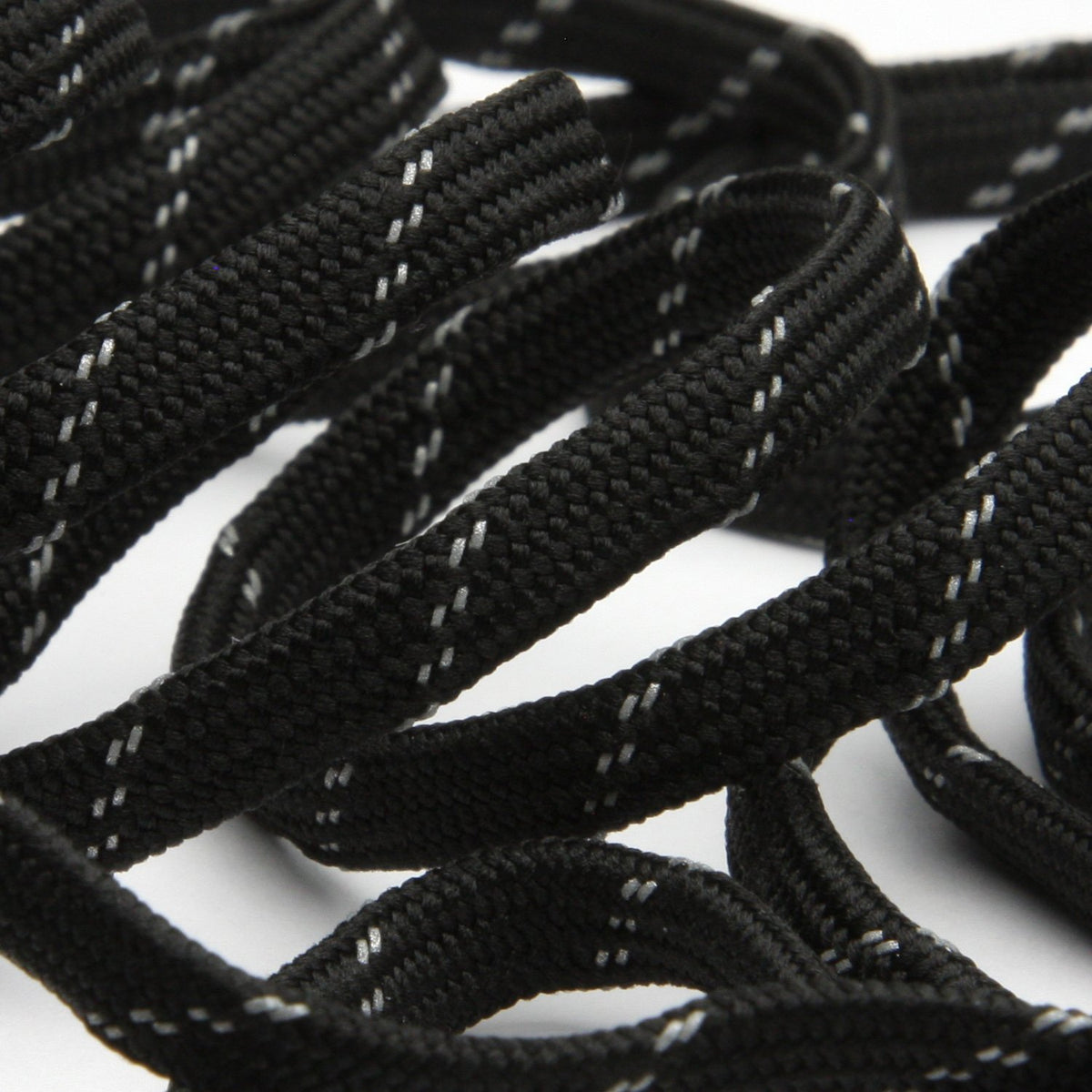 FUJIYAMA RIBBON Reflect Spindle Cord approx.6mm 9.14 Meters Roll Black