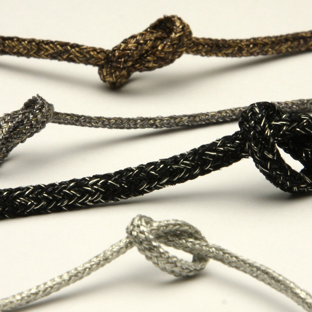 FUJIYAMA RIBBON [Sample] Antique Metallic Spindle Cord approx.3mm (1/8&quot;) 3 Meters Cut