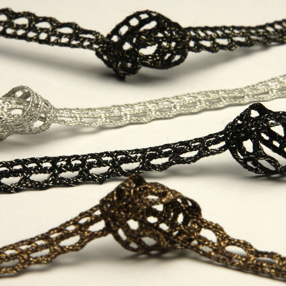 FUJIYAMA RIBBON [Sample] Antique Metallic Torchon Lace approx.8mm (5/16&quot;) 3 Meters Cut