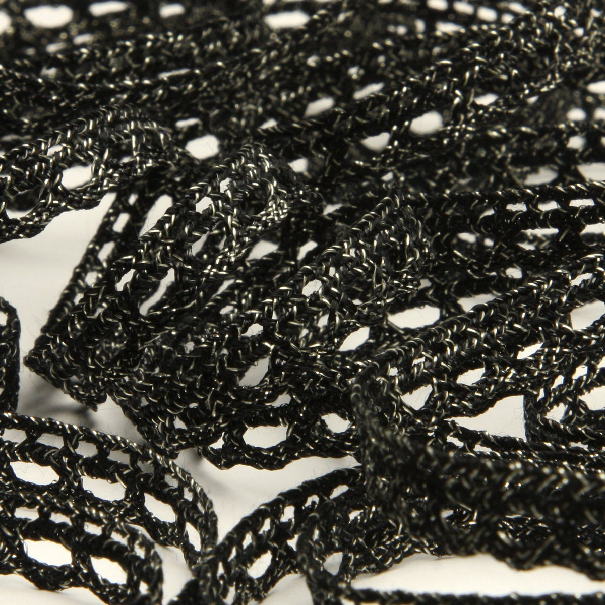 FUJIYAMA RIBBON [Sample] Antique Metallic Torchon Lace approx.8mm (5/16&quot;) 3 Meters Cut Black / Silver