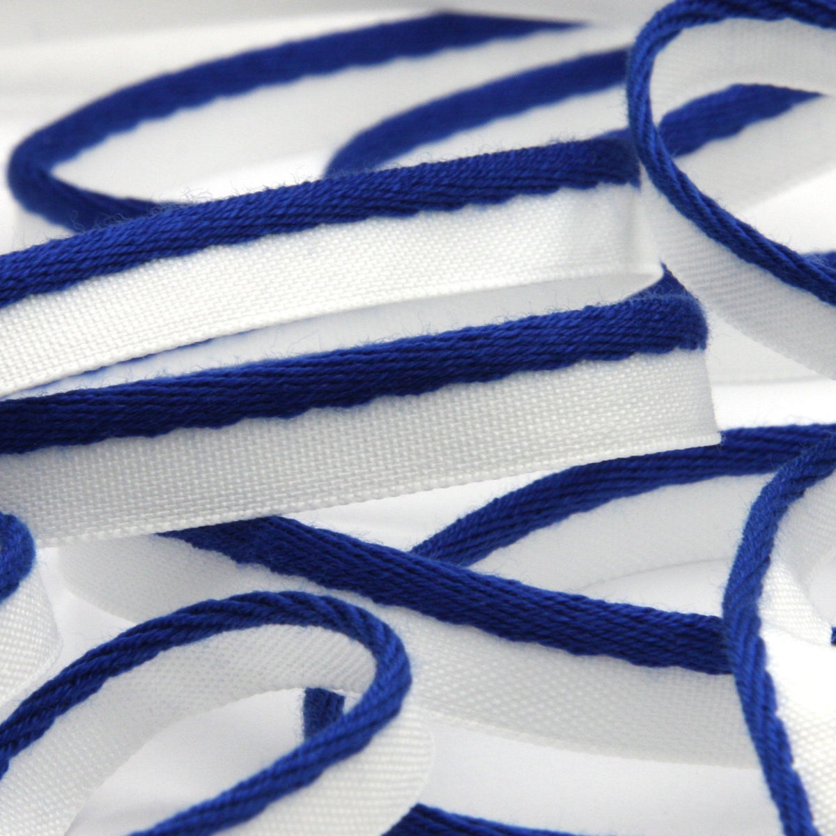 FUJIYAMA RIBBON [Sample] Bright Piping (FY-1014) 7mm 3 Meters Cut Blue / White
