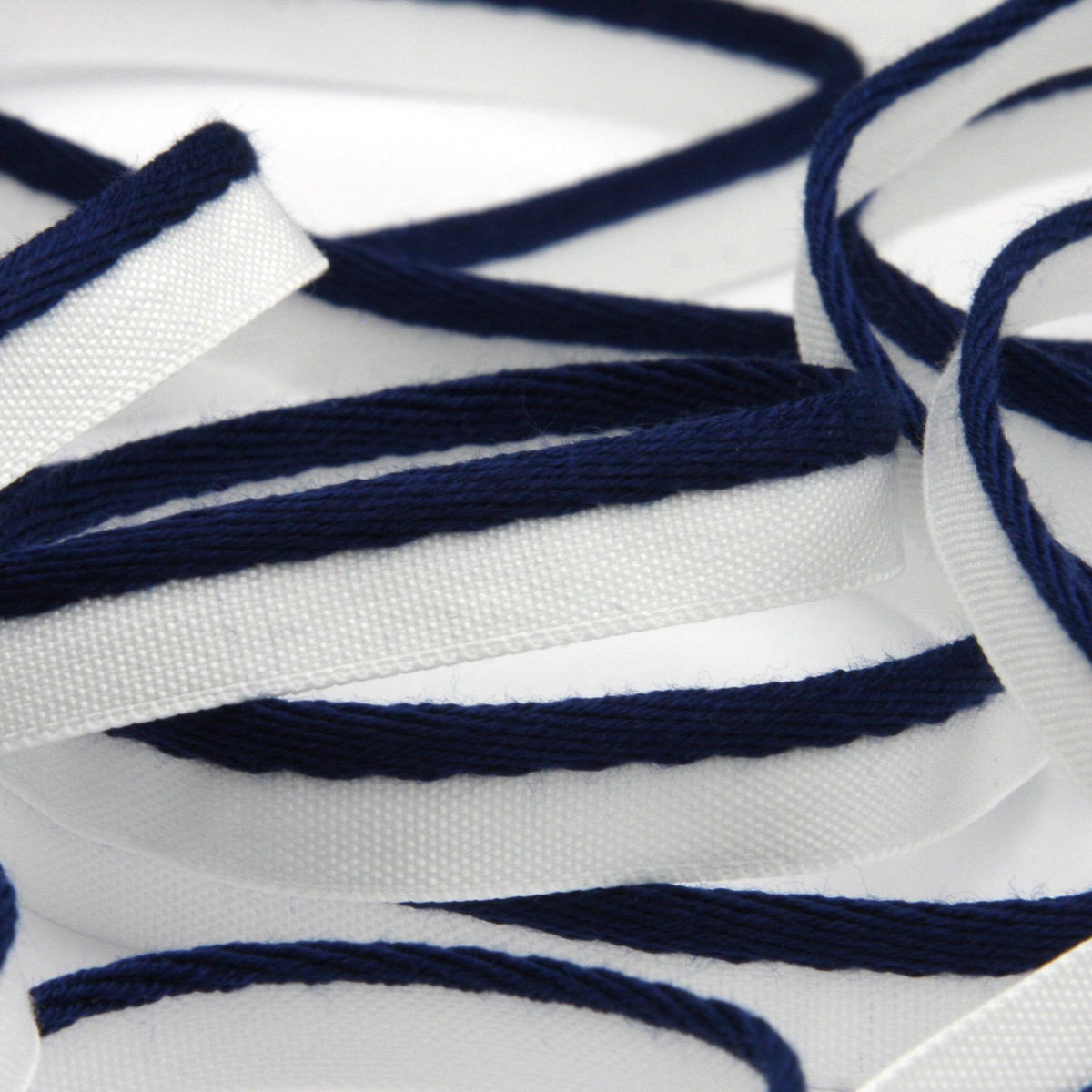 FUJIYAMA RIBBON [Sample] Bright Piping (FY-1014) 7mm 3 Meters Cut Dark Blue / White