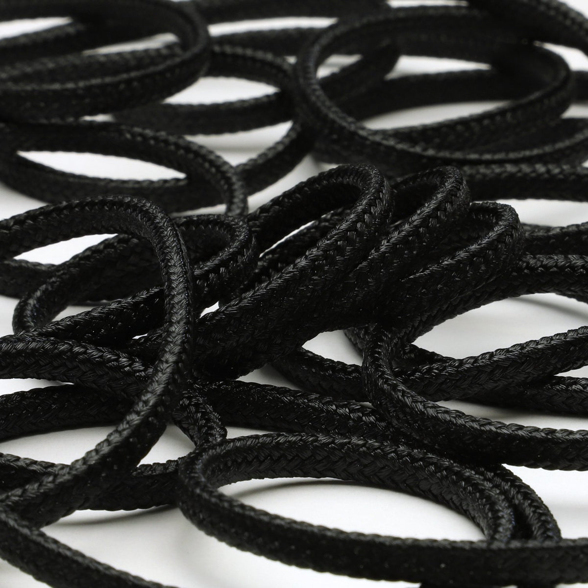 FUJIYAMA RIBBON [Sample] Bright Spindle Cord approx.4.5mm (3/16&quot;) 3 Meters Cut Black