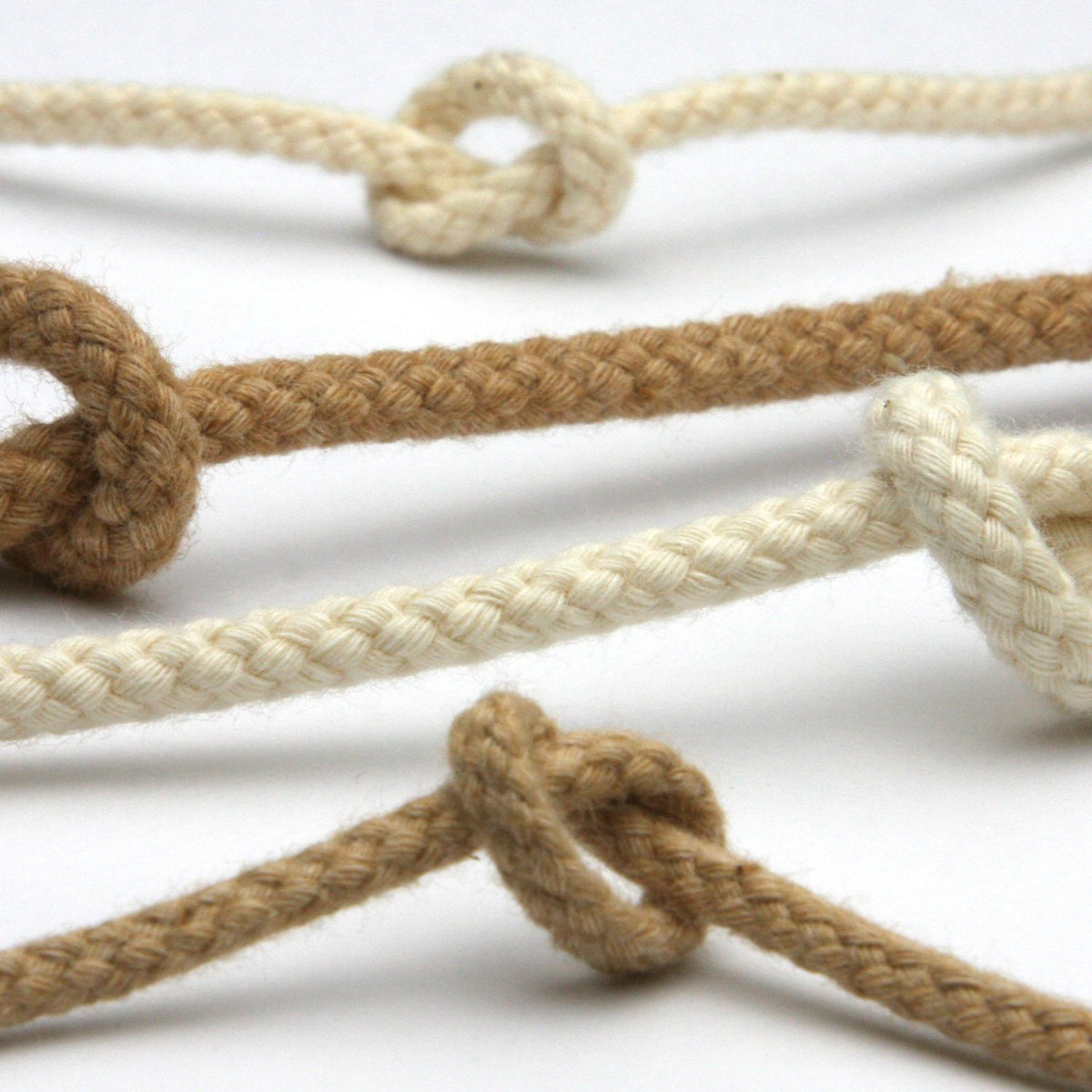 FUJIYAMA RIBBON [Sample] Organic Cotton Spindle Cord (FY-19204) approx.4mm 3 Meters Cut