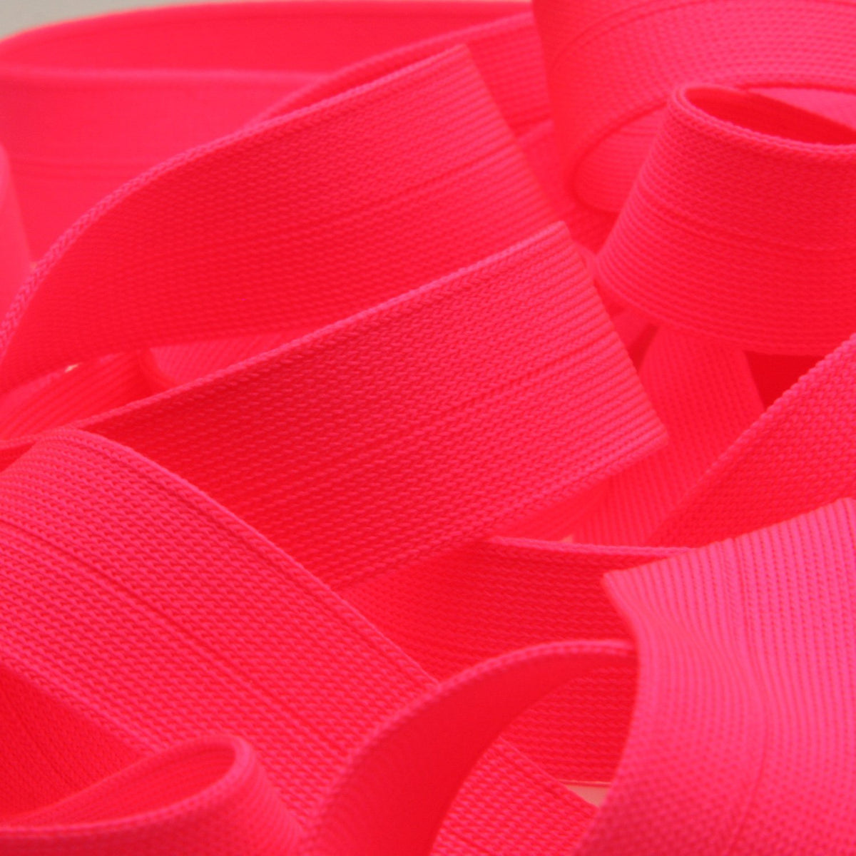 FUJIYAMA RIBBON [Sample] Polyester Thin Knit Binder Tape (FY-210FB) 9x9mm 3 Meters Cut Fluorescence Pink