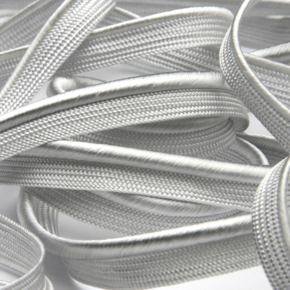 FUJIYAMA RIBBON [Sample] Rayon Piping (FY-19016) approx.8mm 9.14 3 Meters Cut Silver