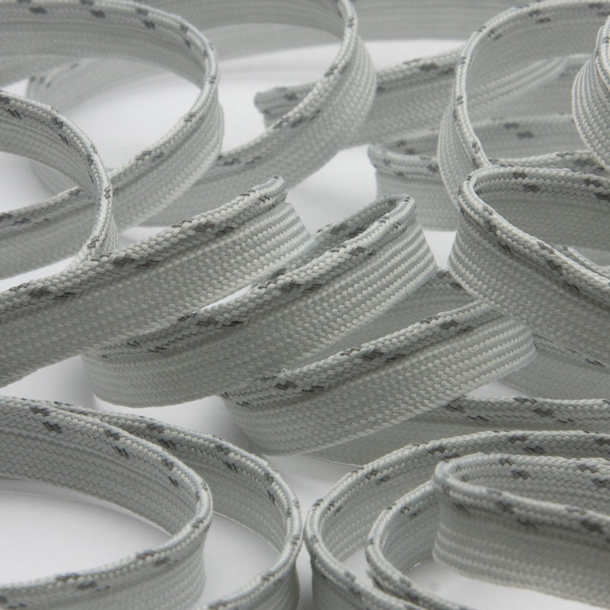 FUJIYAMA RIBBON [Sample] Reflect Piping (FY-17438) approx.9mm 3 Meters Cut Light Gray