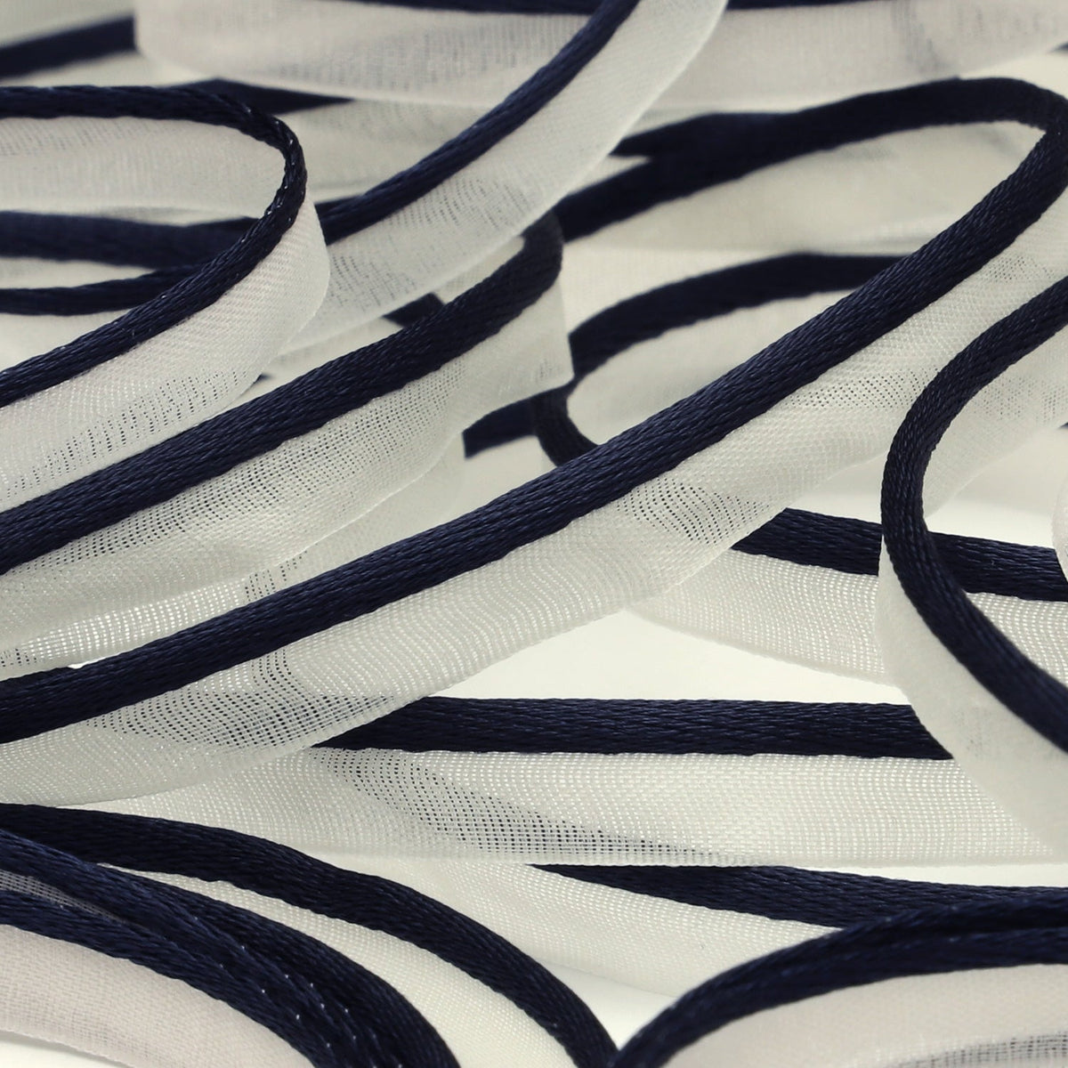 FUJIYAMA RIBBON See-Through Piping approx.8mm (5/16&quot;) 9.14 Meters Roll Navy Blue / White