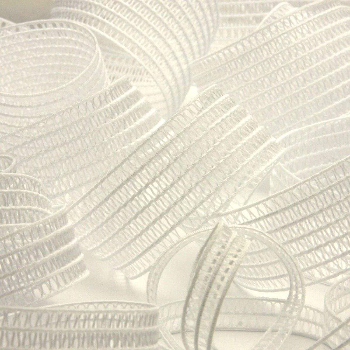 FUJIYAMA RIBBON Shirring Type Inside Belt approx.7mm 9.14 Meters Roll White