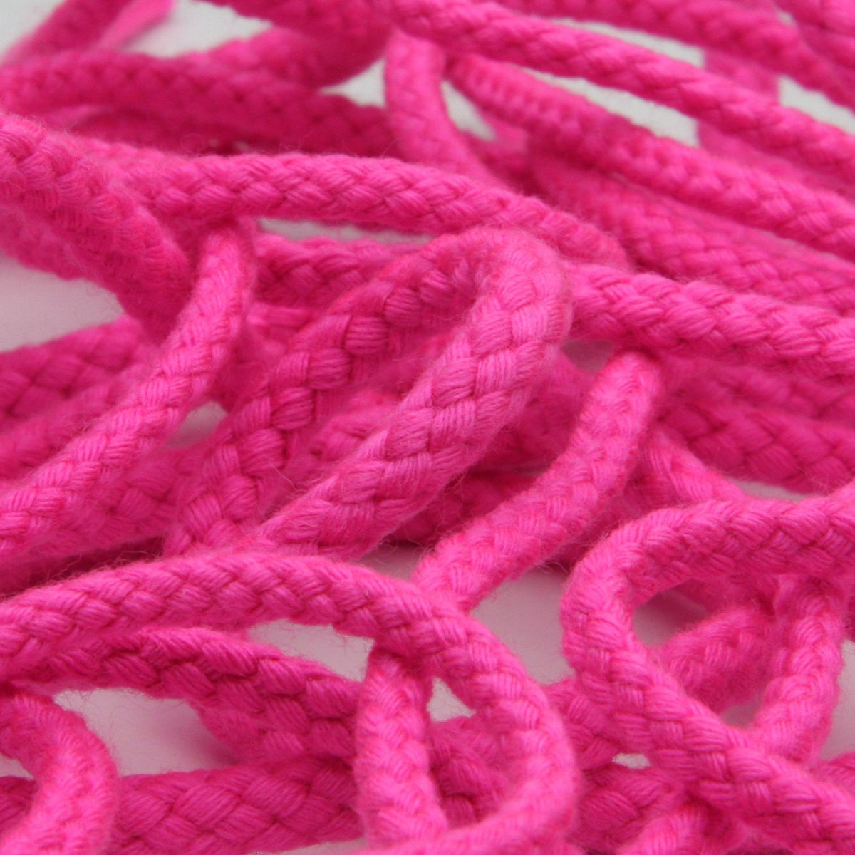 FUJIYAMA RIBBON Spindle Cord approx.3mm 9.14 Meters Roll Fluorescence Pink