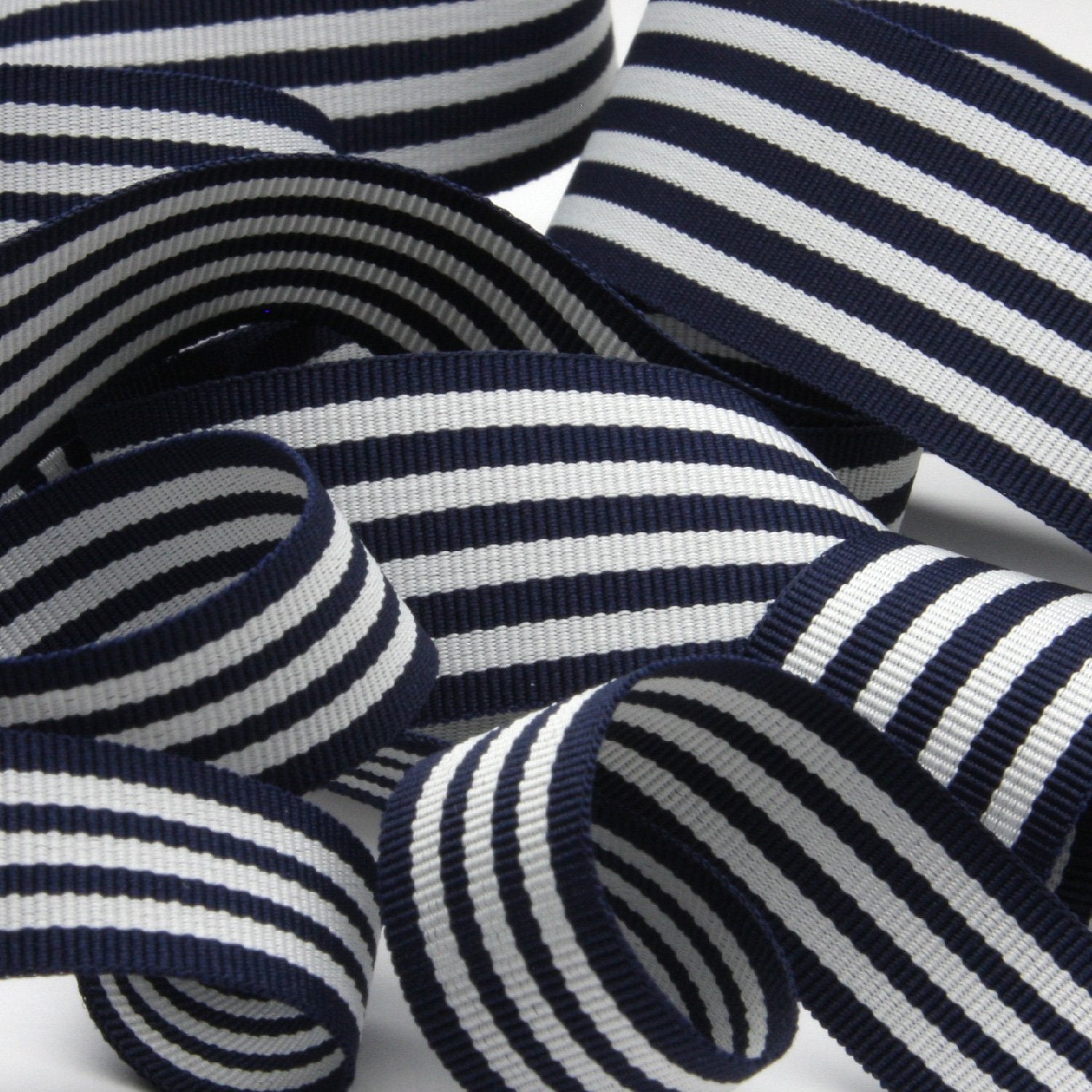 MIKAGE SHIN/FLAG RIBBON RIB KNIT/1/アクリル/BLU/22AW-0501 MIKAGE SHIN / Versatile Spiky Shibori Globes |