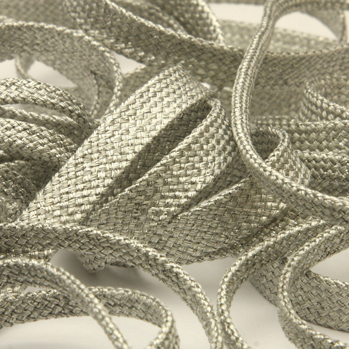 FUJIYAMA RIBBON [Wholesale] Antique Metallic Spindle Cord approx.5mm 30 Meters Roll White / Silver