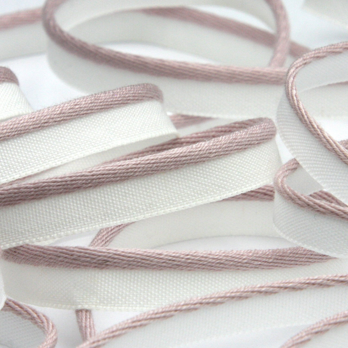 FUJIYAMA RIBBON [Wholesale] Bright Piping 9mm 30 Meters Roll Dusty Pink / White