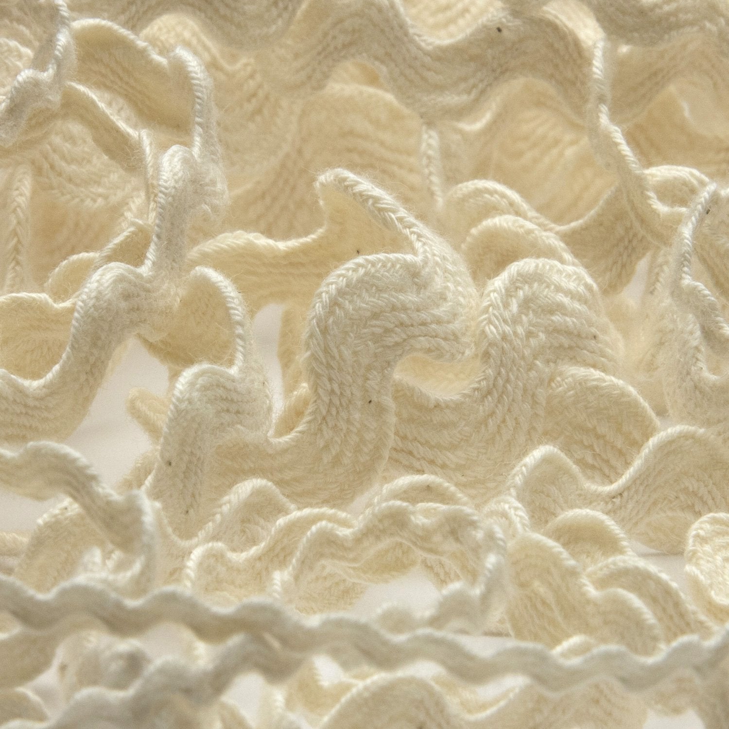 FUJIYAMA RIBBON [Wholesale] Organic Cotton Zig-Zag Tape approx.14mm Ecru 30 Meters Roll