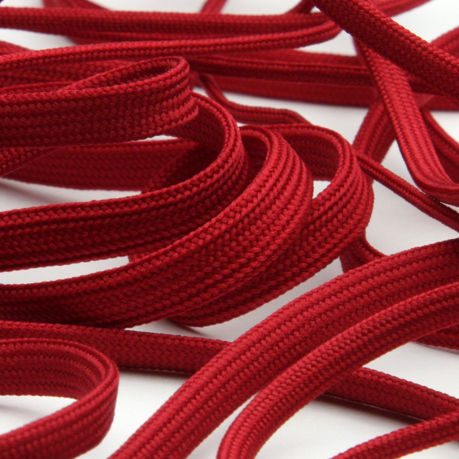 Achetez en gros Blanc Noir Rouge Polyester 6mm Polypropylène 5mm 4mm Nylon  Cordon Tressé Corde Pour Corde De Djembé De Tambour Chine et Cordes à 0.5  USD