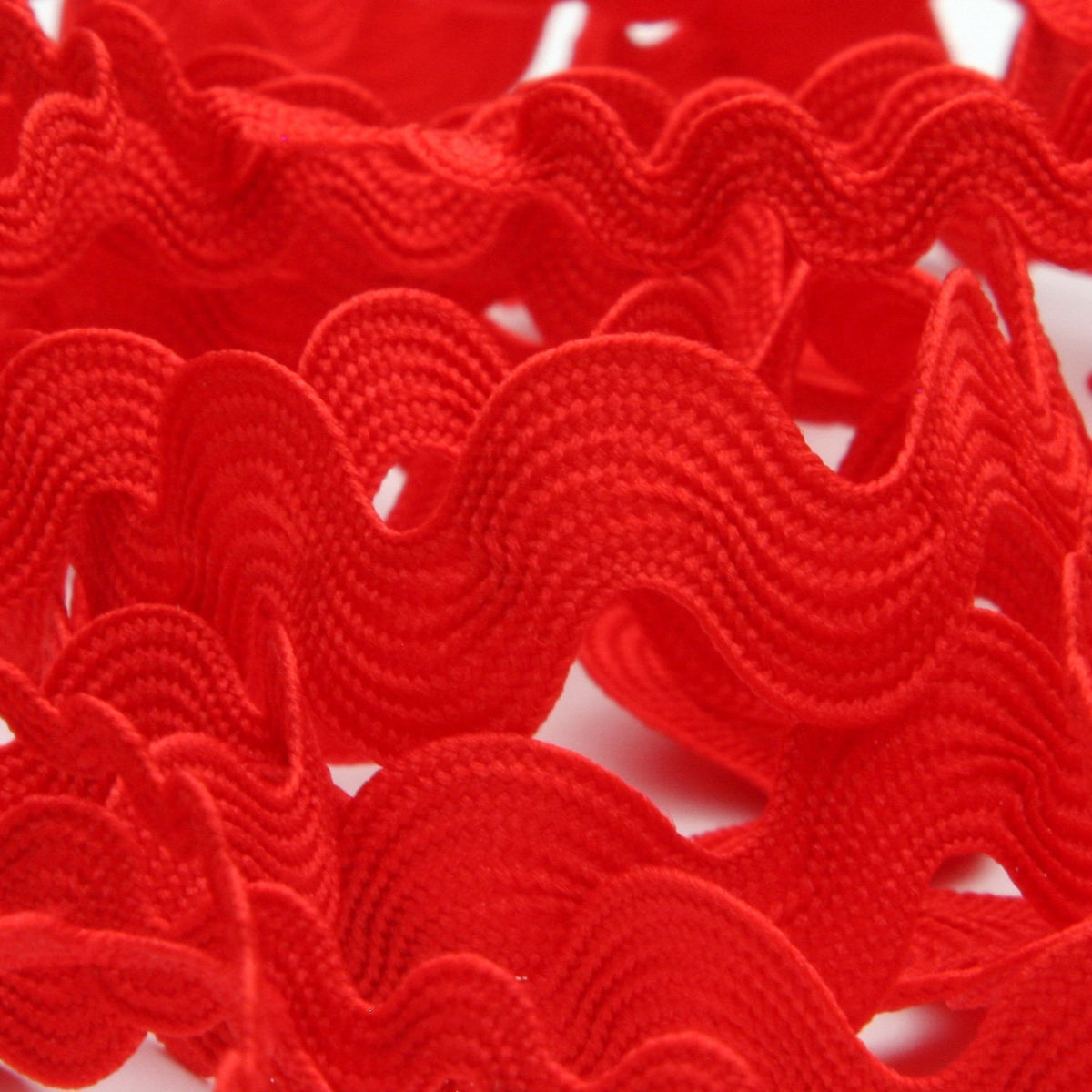 FUJIYAMA RIBBON [Wholesale] Polyester Zig-Zag Tape approx.8mm 30 Meters Roll Red