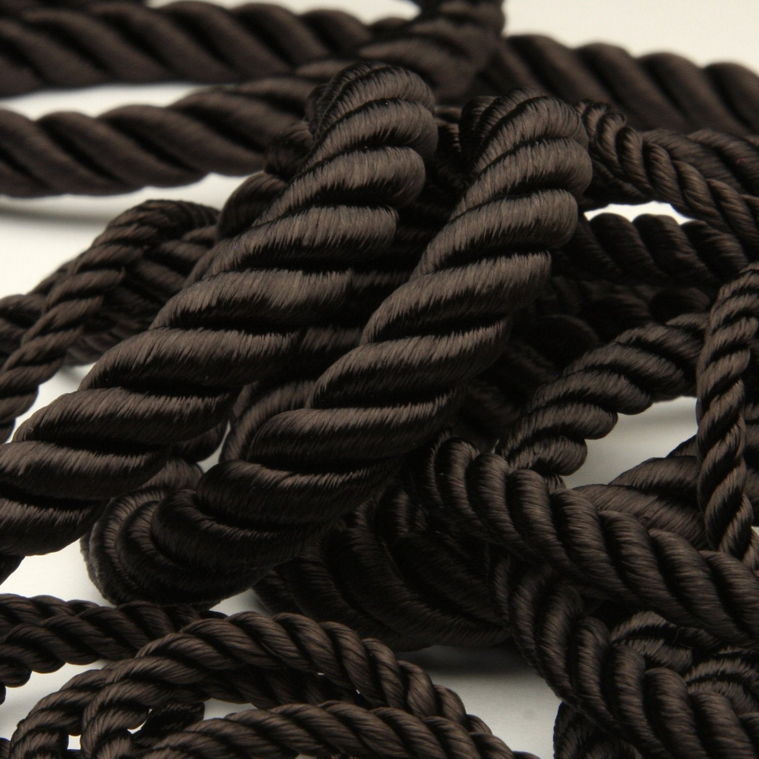 Ultra-thin cord, outer diameter approx. 0.38 mm, black colour : Sakatsu  Material Non-scale 4510