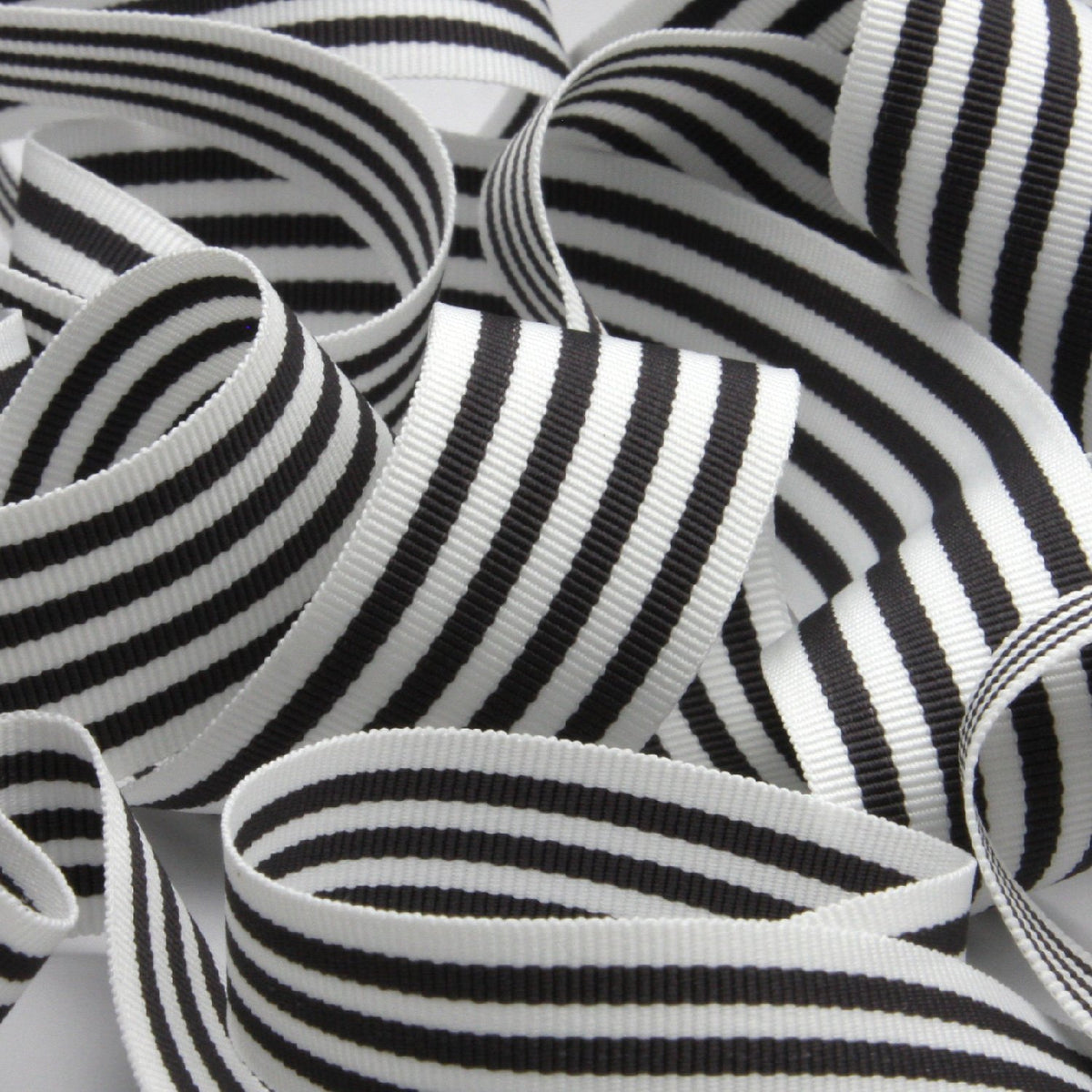 FUJIYAMA RIBBON [Wholesale] Stripe Grosgrain Ribbon approx.15mm 30 Meters Roll White / Charcoal Gray